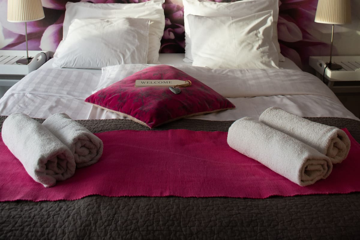 Room amenity