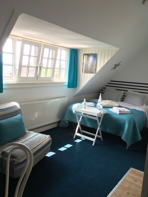 Estudio (5) | Sala de estar | Televisión de pantalla plana 