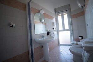 Chambre Double | Salle de bain