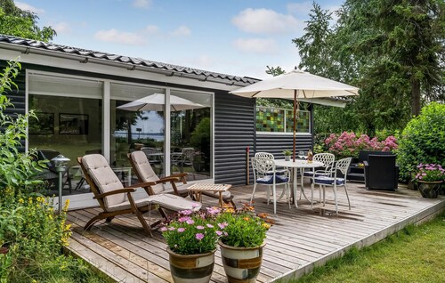 Awesome home in ølsted with kitchen