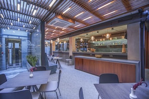 Restaurant - Heritage Hotel and Suites (Tbilisi)