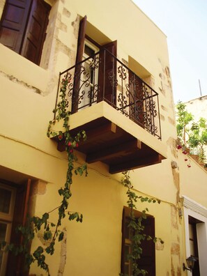 Exterior - Madonna (Chania)