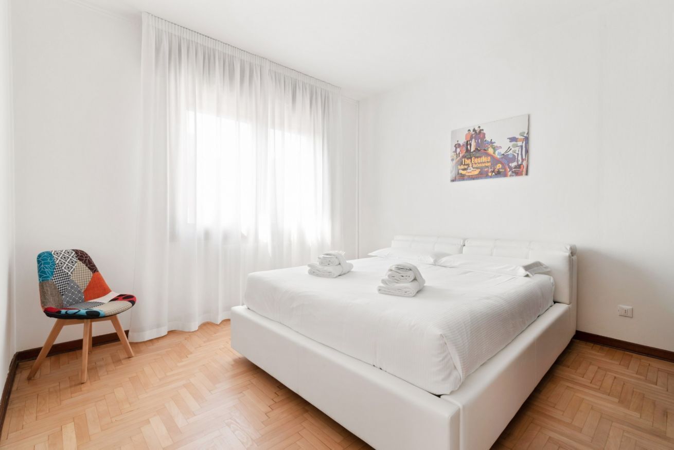 3 quartos, ferros/tábuas de passar roupa, Wi-Fi, roupa de cama