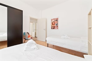 3 Schlafzimmer, Bügeleisen/Bügelbrett, WLAN, Bettwäsche