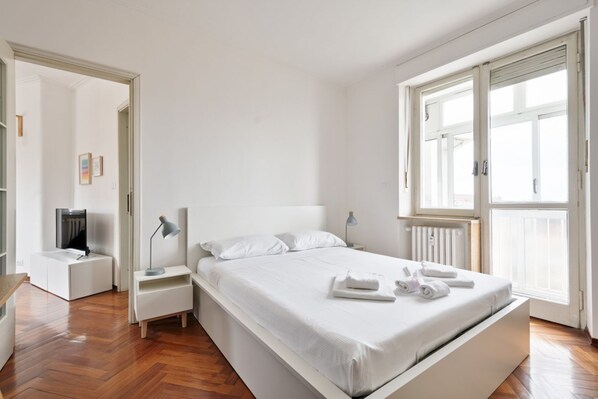 2 slaapkamers, een strijkplank/strijkijzer, wifi, beddengoed