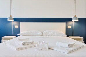 Unclassified image, 4 of 24, button - Cozy apartment perfect for 2 people is located just a few meters from the Metro Carducci with which you can easily reach Porta Nuova Station, Porta Susa Station, Lingotto Fiere. We are also a stone's throw from the hospitals area (CTO, Molinette, Cellini (Torino)