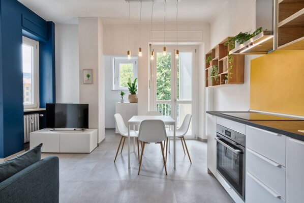 Unclassified image, 1 of 20, button - Comfortable studio perfect for 2 guests is located near the famous Parco del Valentino with the beautiful castle and the medieval village, a few subway stops from the historic center, near the famous Eataly, the Lingotto, the Molinette Hospital and the C (Torino)