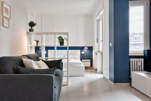 Unclassified image, 2 of 20, button - Comfortable studio perfect for 2 guests is located near the famous Parco del Valentino with the beautiful castle and the medieval village, a few subway stops from the historic center, near the famous Eataly, the Lingotto, the Molinette Hospital and the C (Torino)