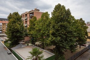 Exterior - GuestHost - Cozy studio located just a few meters from the metro, which can take you to the center and even less to the very crowded San Salvario. We are a short walk from the Po River Park, the most important exhibition centers, Lingotto, the most renow (Torino)