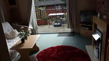 Kabin Mewah, 2 kamar tidur | Ruang keluarga | TV layar datar