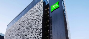 ibis Styles Dubai Airport Hotel