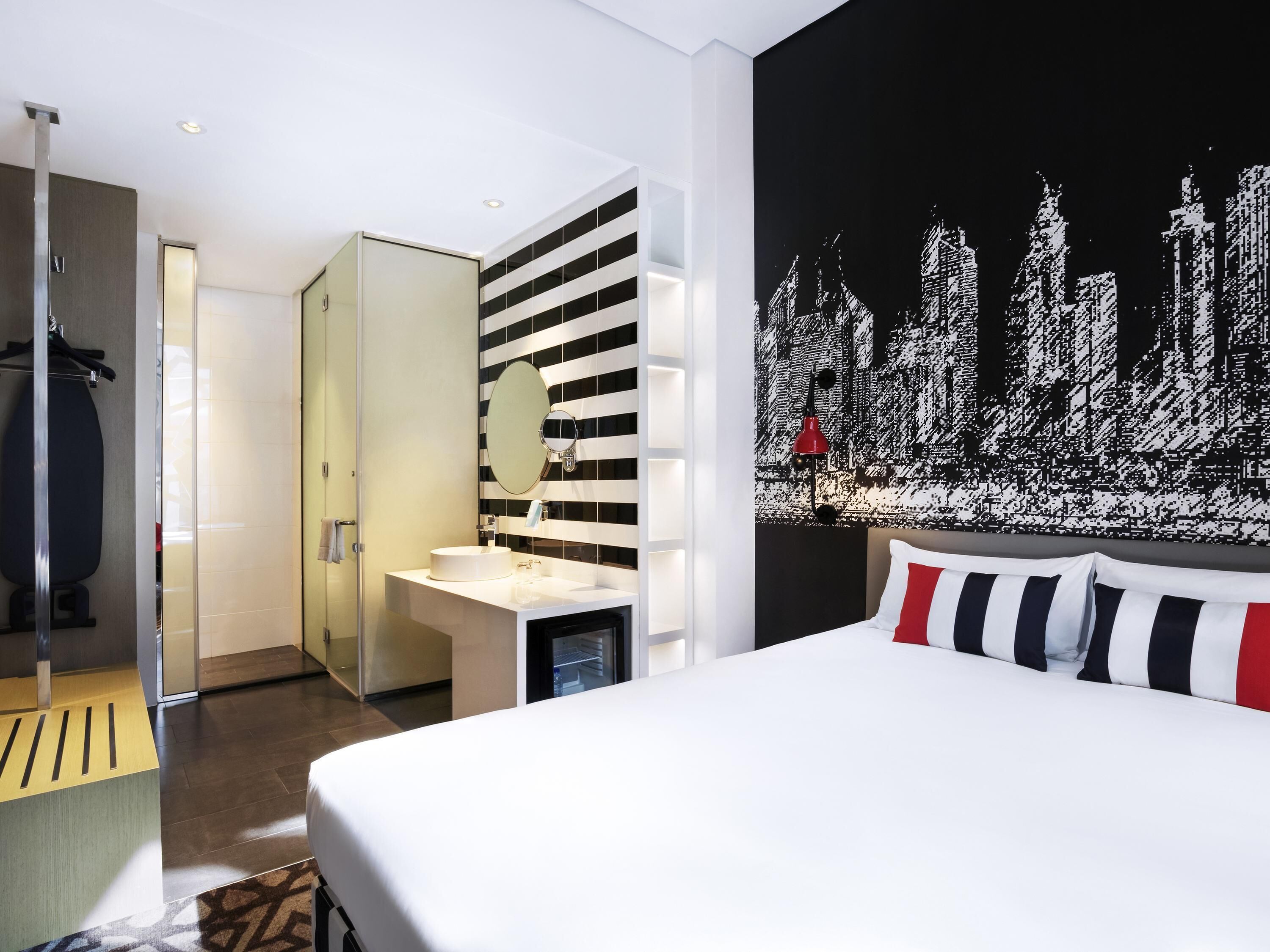 standard room, 1 double bed with free airport transfer & shuttle to la mer & malls | in-room safe, individually decorated, desk, laptop workspace