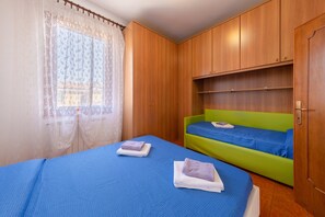 Apartment, 2 Bedrooms | 2 bedrooms, iron/ironing board, cots/infant beds, free WiFi - Venice Apartment near Station Santa Lucia (Venice)