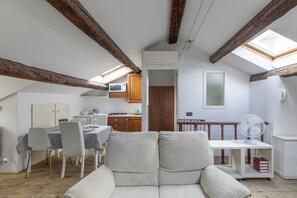 Flat-screen TV - Venice Lovely Apartment (Venice)