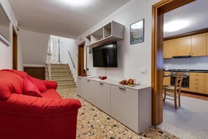 Apartment, 3 Schlafzimmer | Wohnbereich