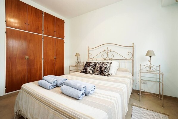 Appartement, 1 chambre | 1 chambre, lit de bébé (supplément), literie fournie