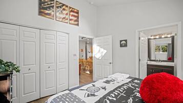 2 bedrooms, WiFi, bed sheets