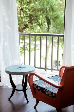 Double Room, 1 King Bed, River View | Garden view