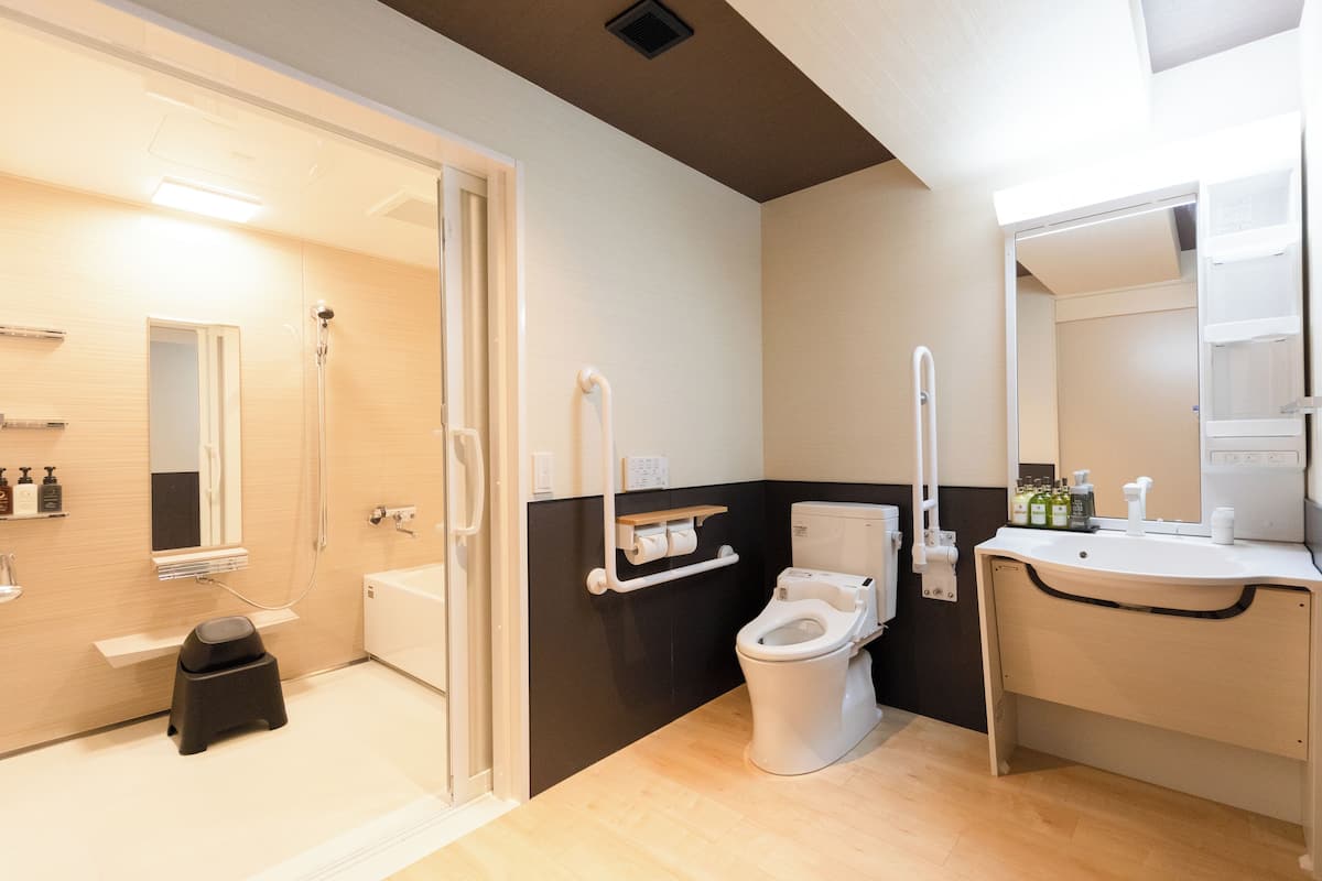 universal room non-smoking | 1 bedroom, premium bedding, down duvets, pillow-top beds