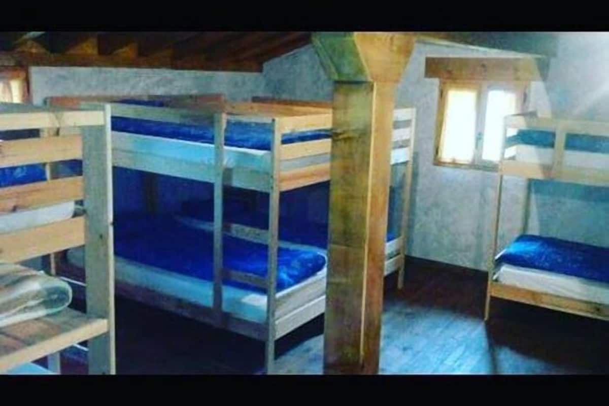 1 bed in 5-Bed Mixed Dormitory Room
