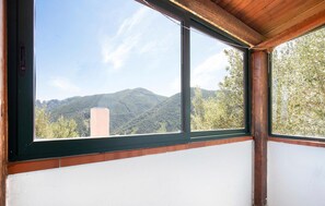 Interior - 4 bedroom beautiful home in Ciminà (Ciminà)