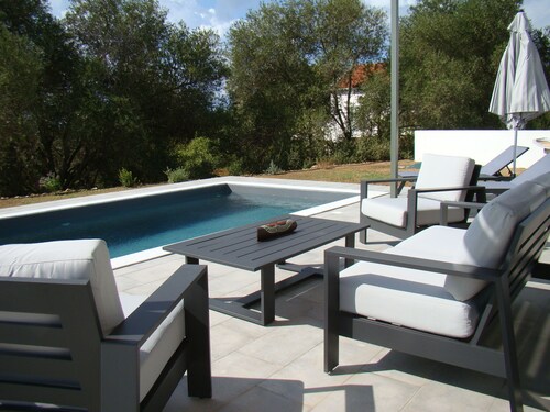 Stunning new contemporary villa, located in a quiet village - 1km from the beach