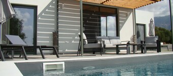 Stunning new contemporary villa, located in a quiet village - 1km from the beach