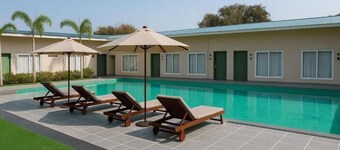 Status Club Resort