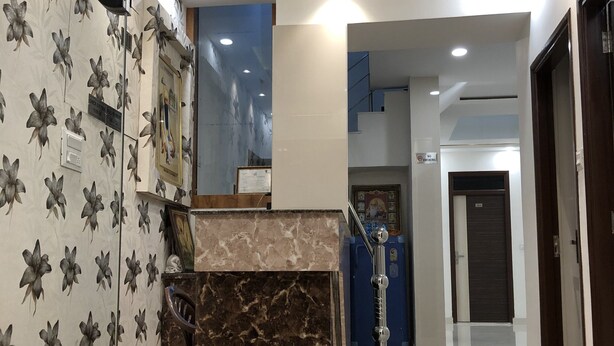 Lobby - Shine Star (Amritsar)