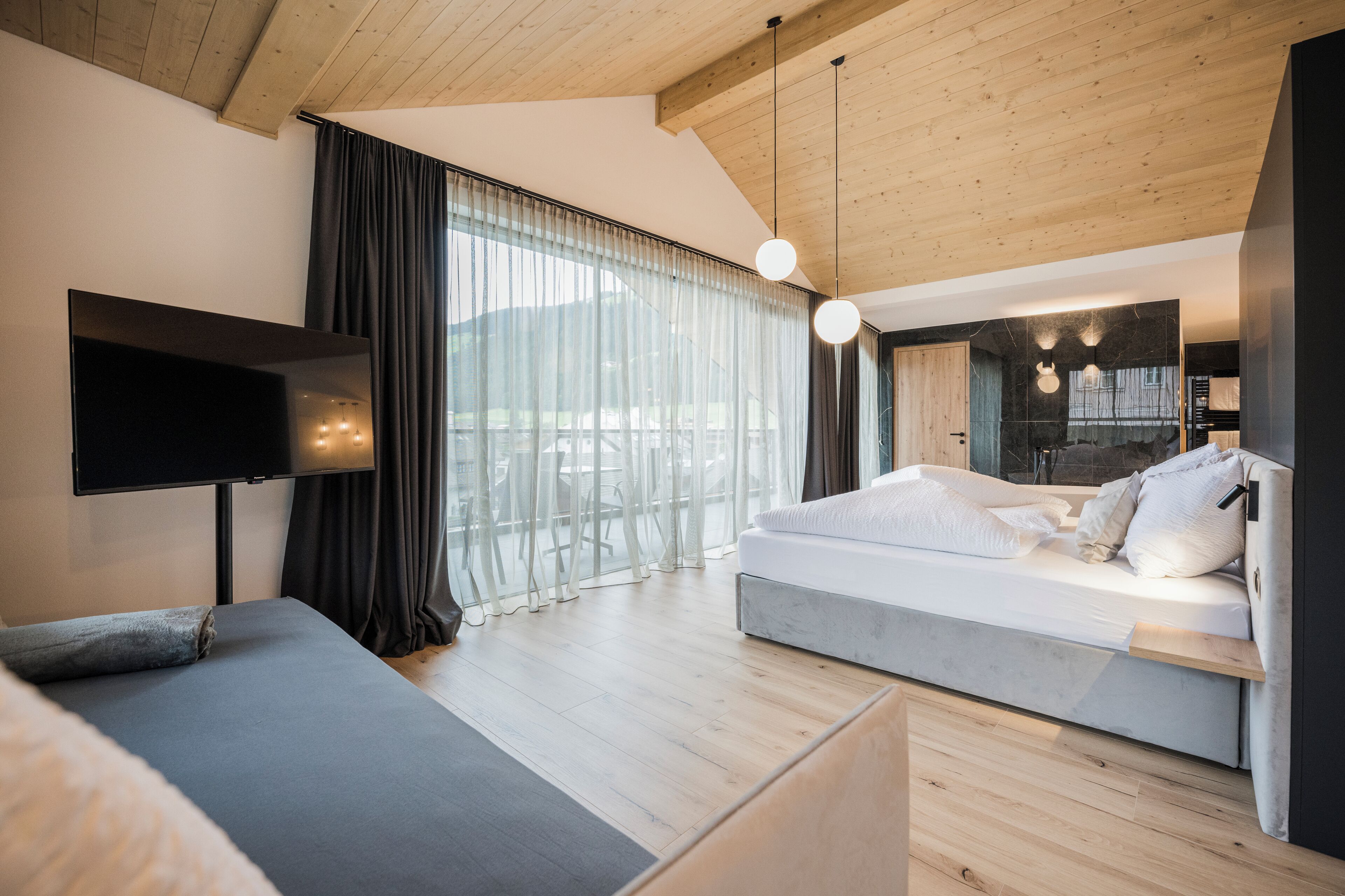 Apartment | Living area | 43-inch flat-screen TV with cable channels