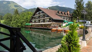 Standard Double Room, 1 Double or 2 Twin Beds, Lake View | Lake view