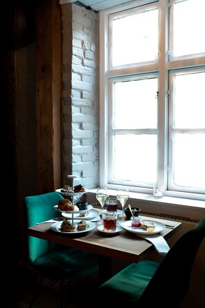 Frukostbuffé varje dag (DKK 125 per person)