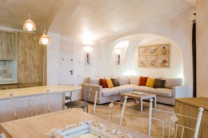Apartment, 5 Bedrooms (Villa Sherden) | Living area | 60-cm LCD TV with digital channels, TV - Villaggio Sherden (Golfo Aranci)