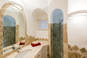 Apartment, 5 Schlafzimmer (Villa Sherden)