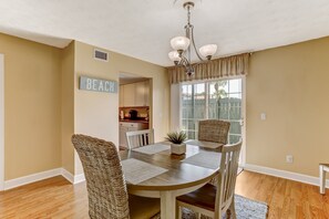 Dining - Fernandina Shores Condo with Private Balcony and Access to Pool by RedAwning (Fernandina Beach)