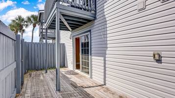 Condo, 3 Bedrooms | Terrace/patio