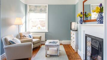 Holkham - Twin or Super King Room | Living area