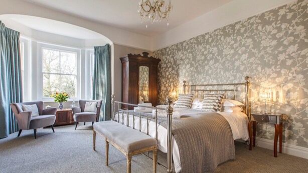 Blakeney - Premier King Room | Premium bedding, WiFi (free), bed sheets - Blakeney House (Holt)