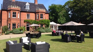 Front of property - Blakeney House (Holt)