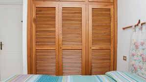 Apartment, 1 Bedroom | Room amenity - Punta Bados (Golfo Aranci)