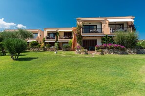 Exterior - Punta Bados (Golfo Aranci)