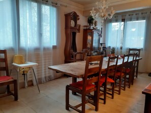Habitación básica doble | Zona de estar