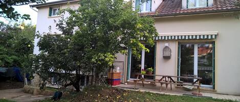 숙박 시설 정면