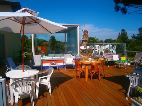 Sun deck. Hotel Pousada Oosterhuis