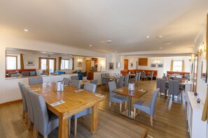 Lunch and dinner served - Cross Inn (Isle of Lewis)