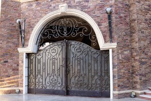 Entrée de l’hébergement 