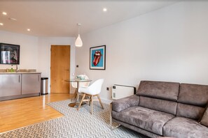 Basic-Ferienhütte | Wohnzimmer