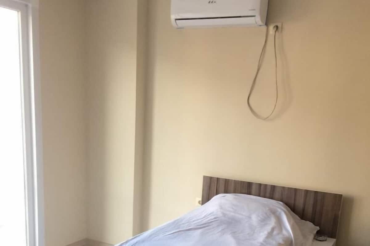 Single Room | WiFi (free), bed sheets