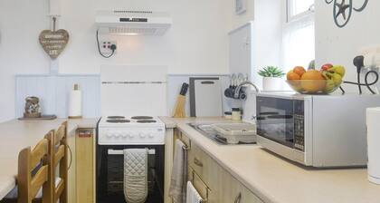 1 Schlafzimmer Unterkunft in Pen-y-Sarn, in der Nähe von Amlwch