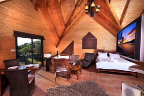 Deluxe Studio Suite | Free WiFi, bed sheets - Auzat King David (Merom HaGalil)